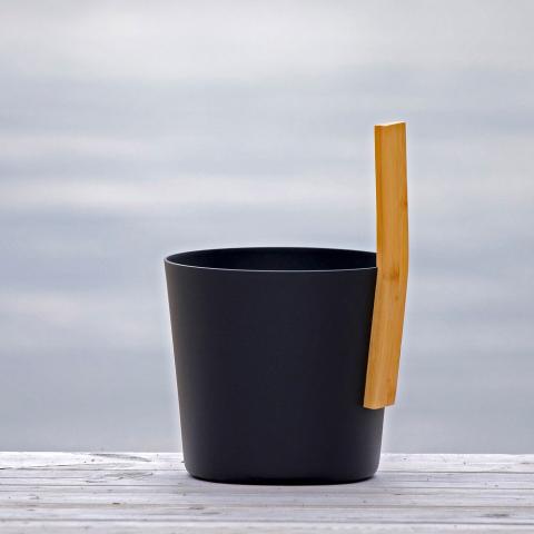 Kolo 1Gal Sauna Bucket with Straight Handle - Bamboo/Aluminum - Black